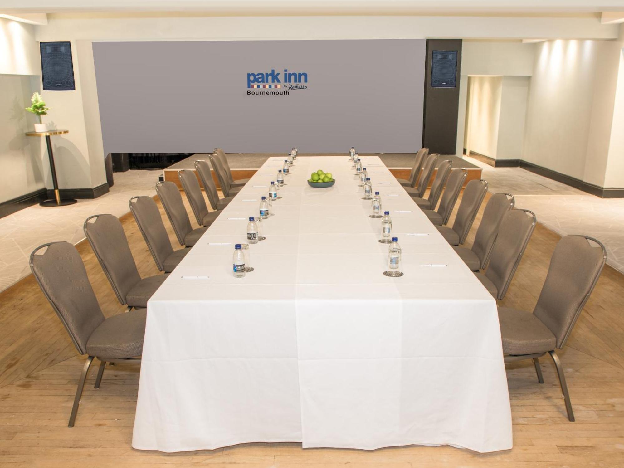Park Inn By Radisson Bournemouth Eksteriør billede